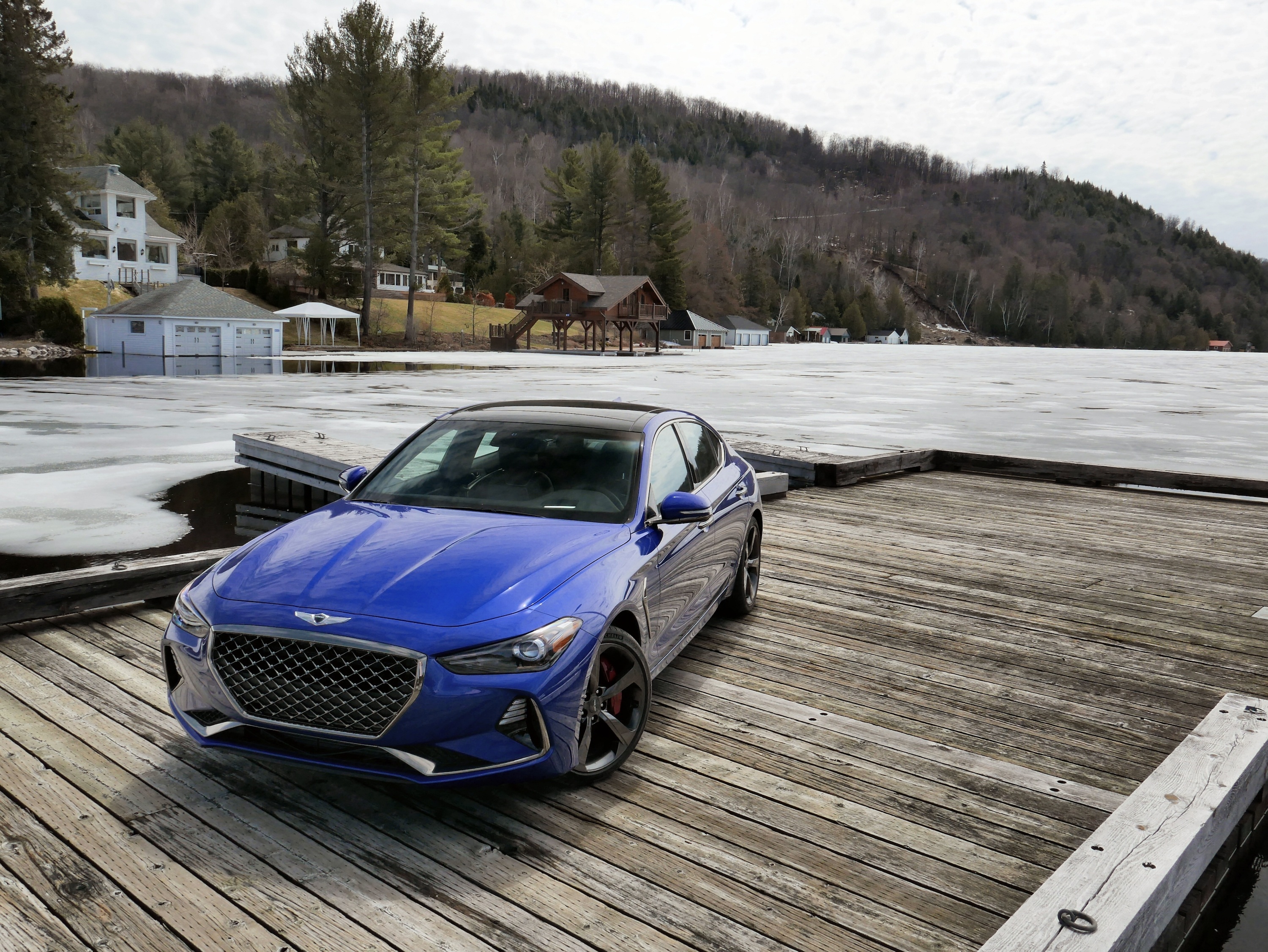 Genesis G90 modern big