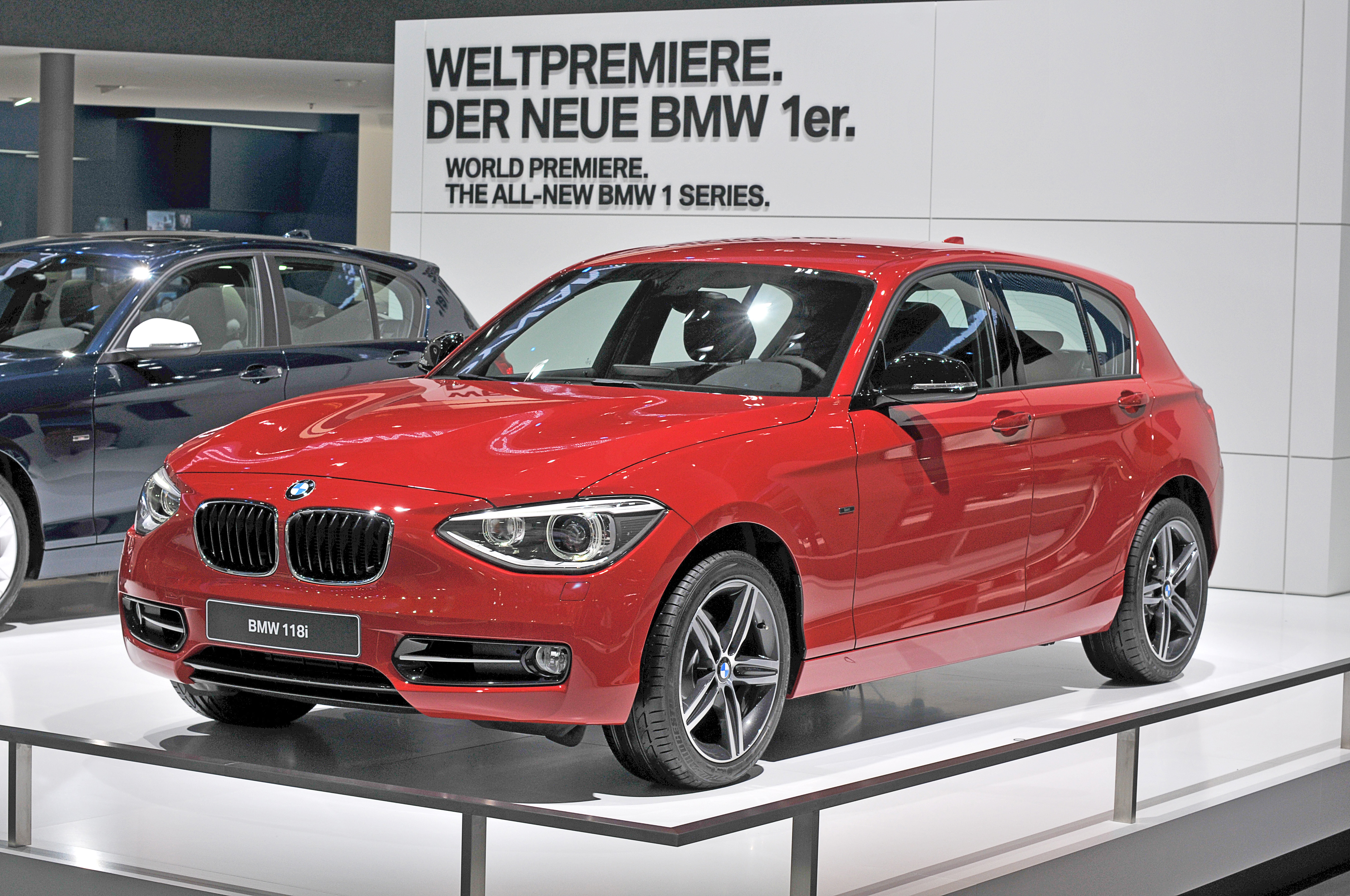 BMW 1 Series (F40) accessories 2019