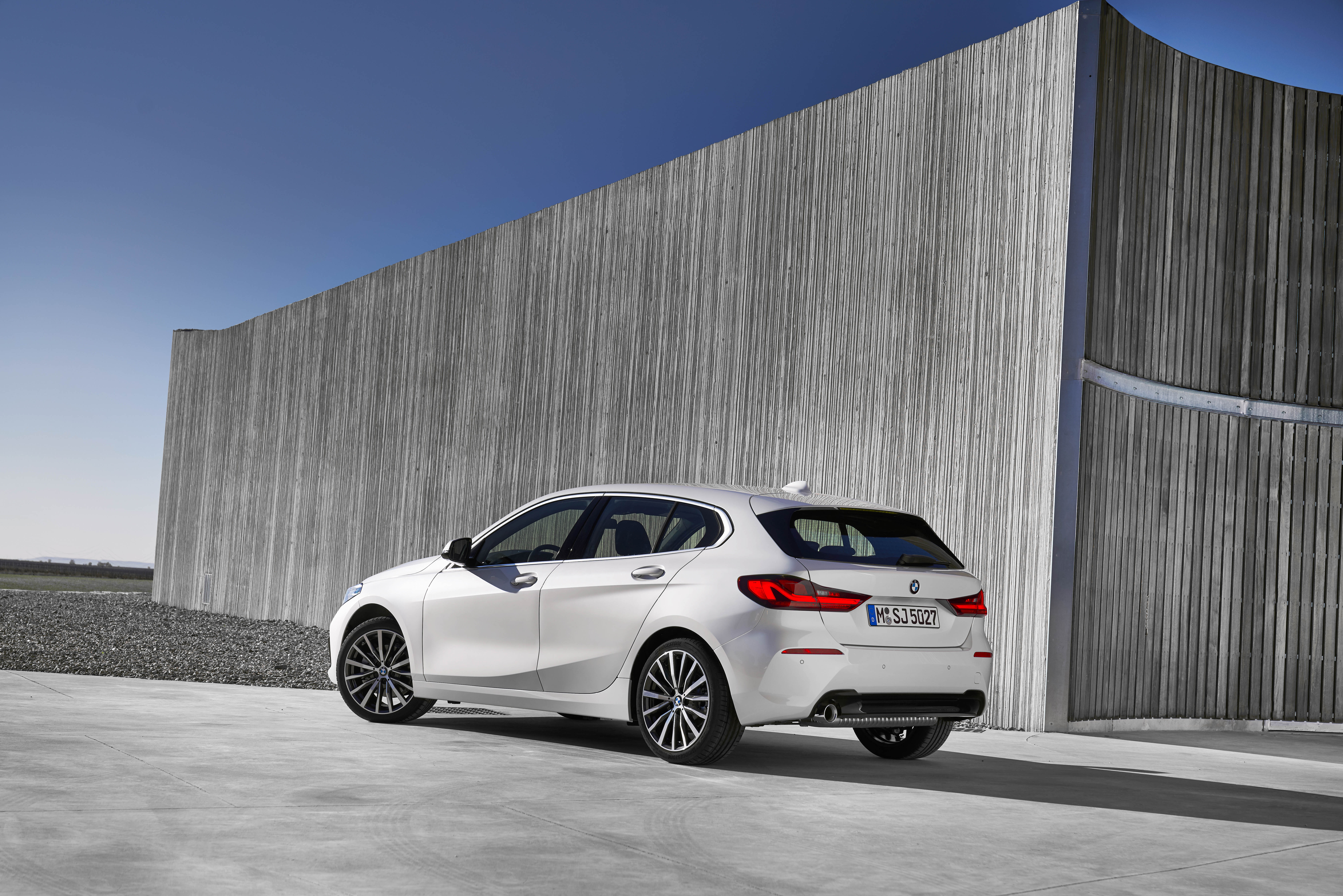 BMW 1 Series (F40) reviews 2019