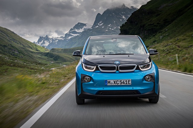 BMW i3 (I01) 4k photo