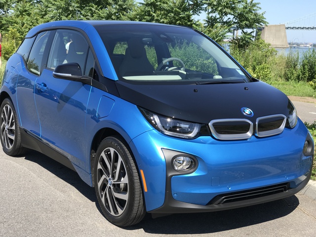 BMW i3s (I01) Photos and Specs. Photo: BMW i3s (I01) exterior 2017 and ...