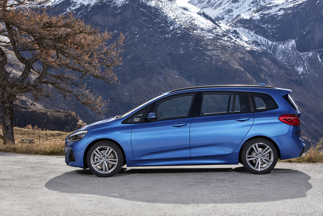 BMW 2 Series Gran Tourer (F46) interior 2018 BMW 2 Series Gran Tourer (F46) hd big