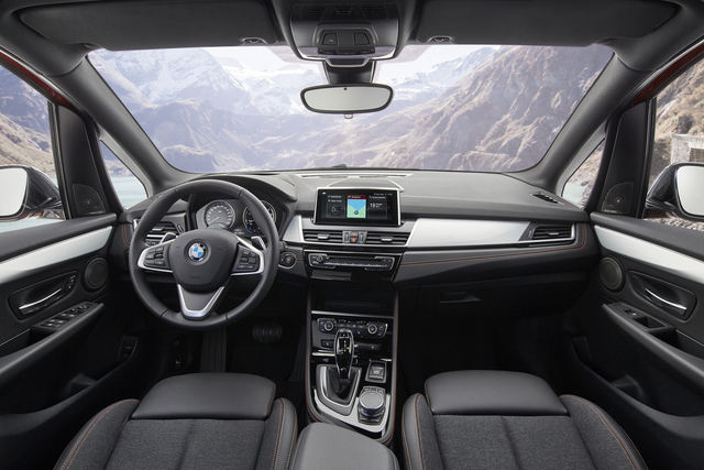 BMW 2 Series Gran Tourer (F46) exterior big BMW 2 Series Gran Tourer (F46) minivan restyling