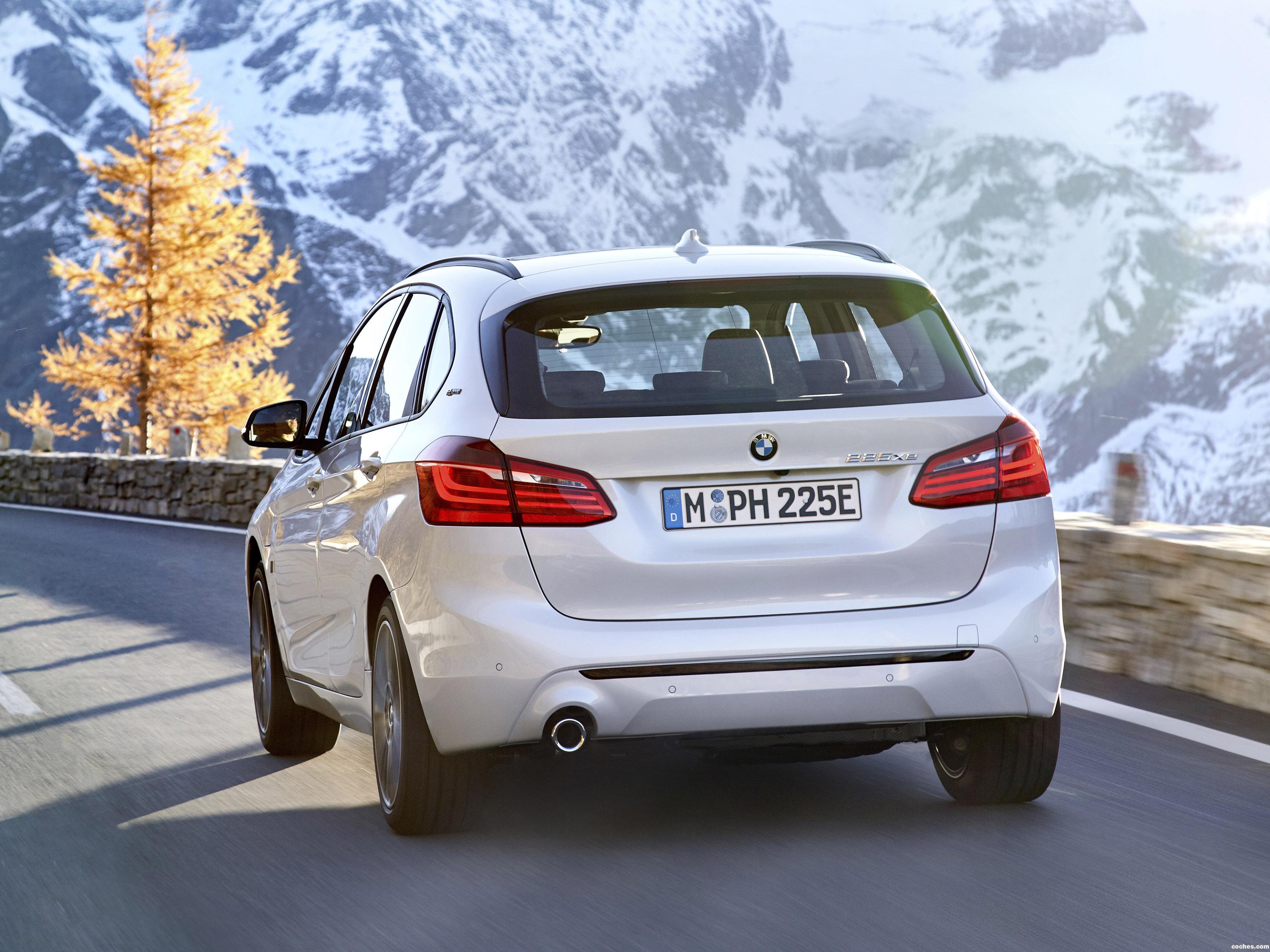BMW 2 Series iPerformance Active Tourer (F45) reviews restyling