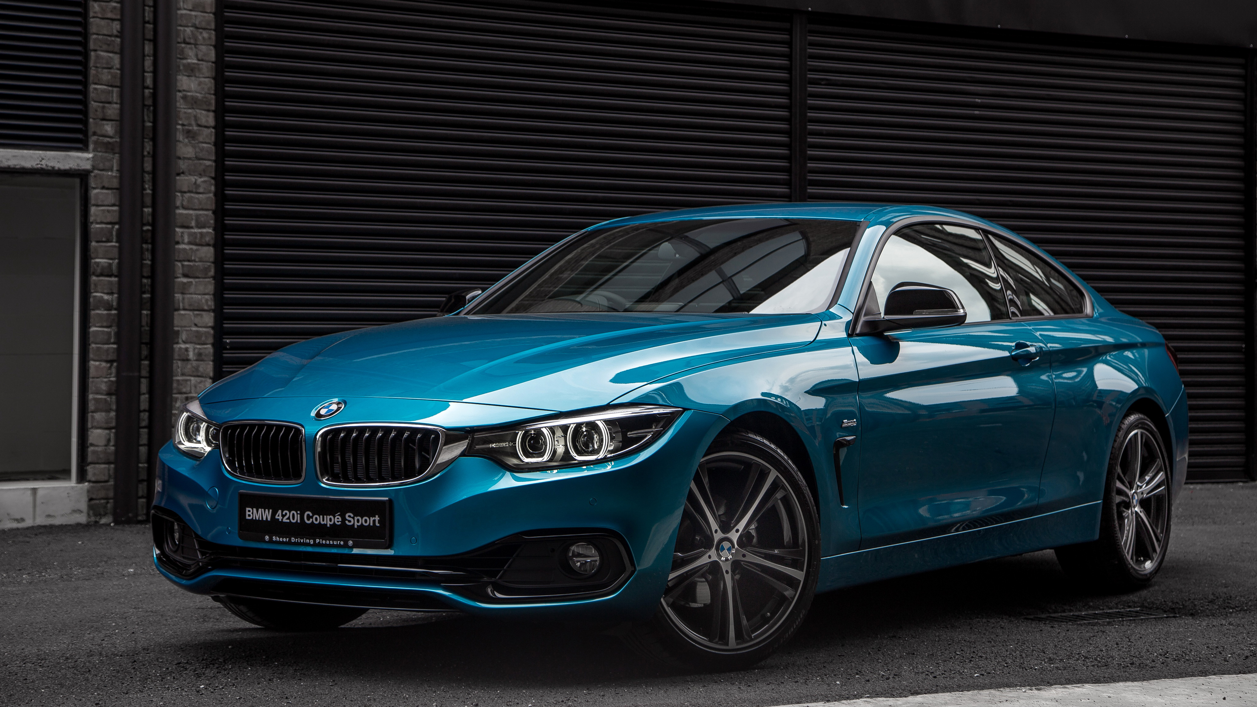 BMW 4 Series Coupe (G22) reviews big