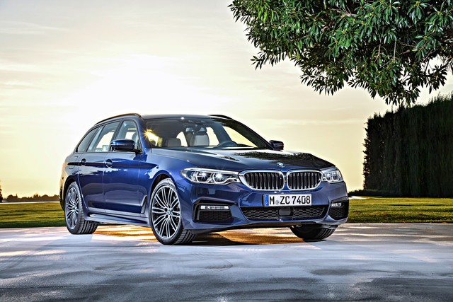 BMW 5 Series Touring (G31) best photo