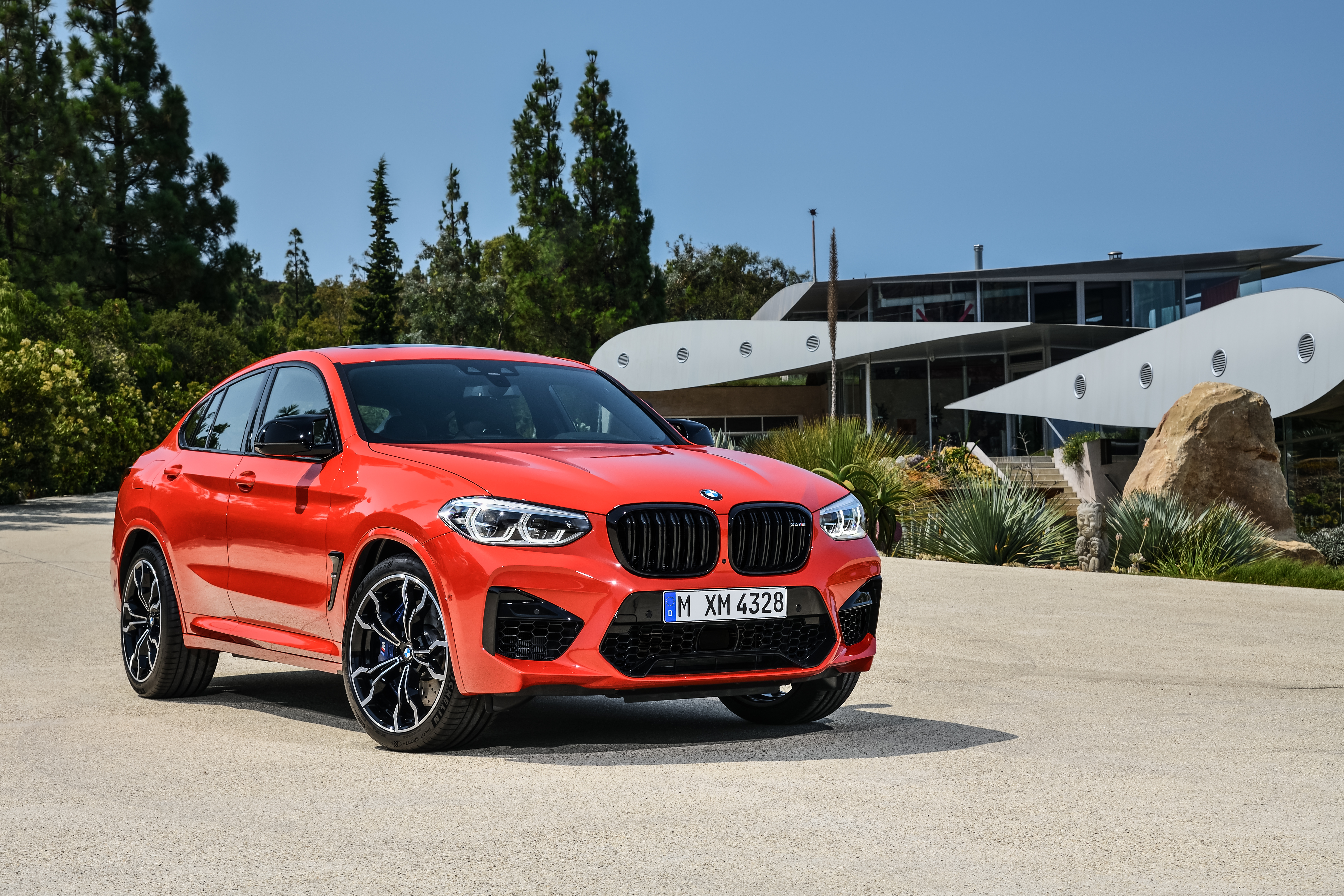 BMW X4 M (F98) suv specifications