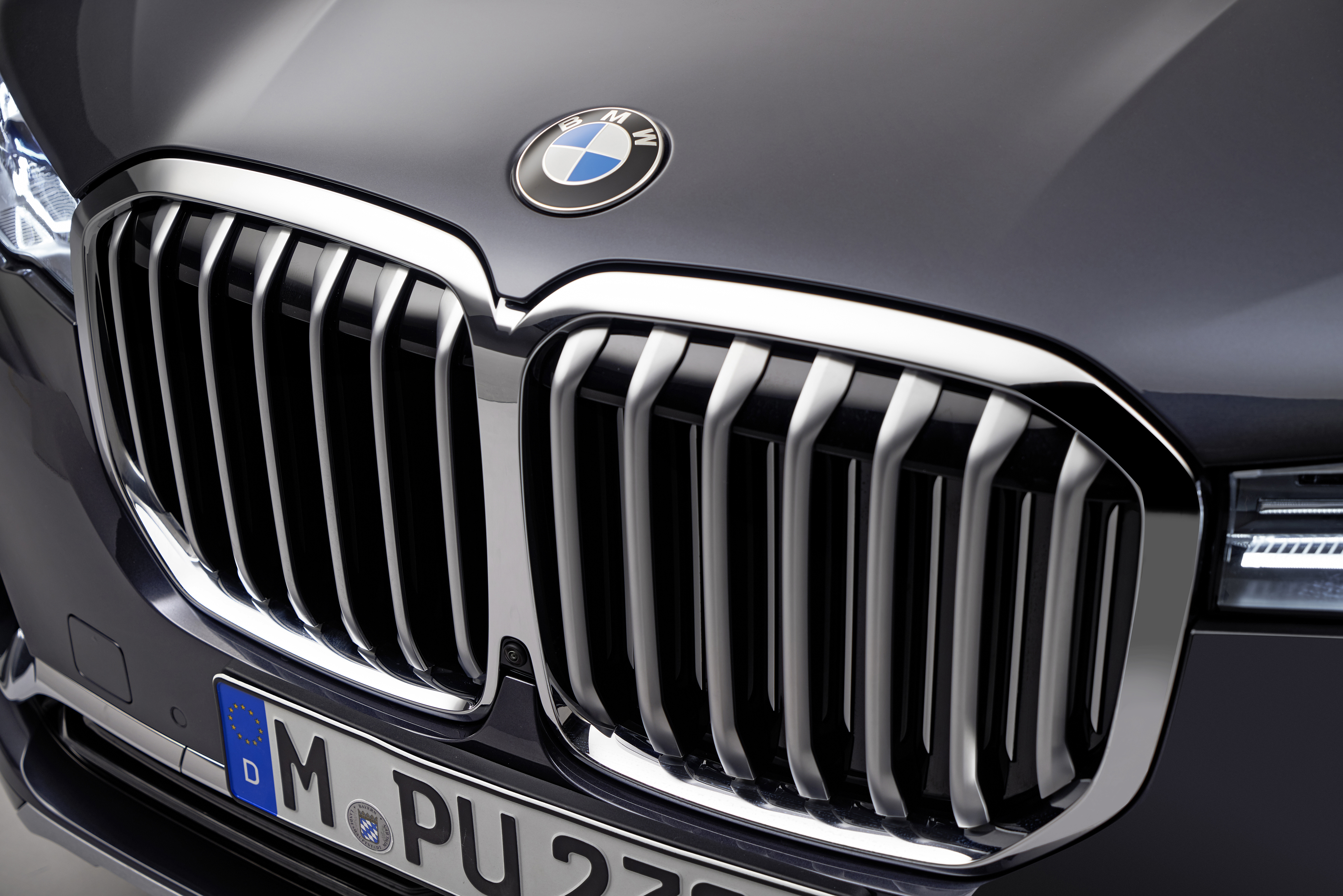 BMW X7 (G07) reviews restyling