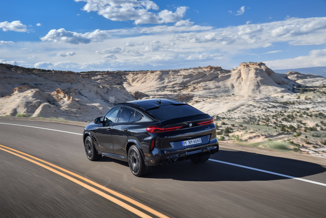 BMW X6 M (F96) auto show