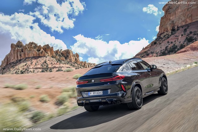 BMW X6 M (F96) interior photo