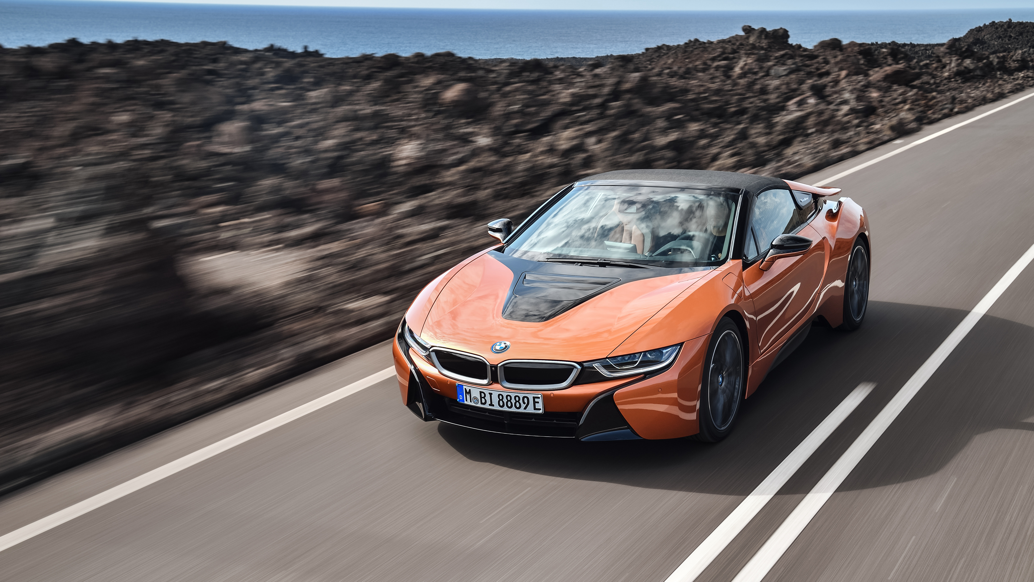 BMW i8 Roadster (I15) accessories specifications