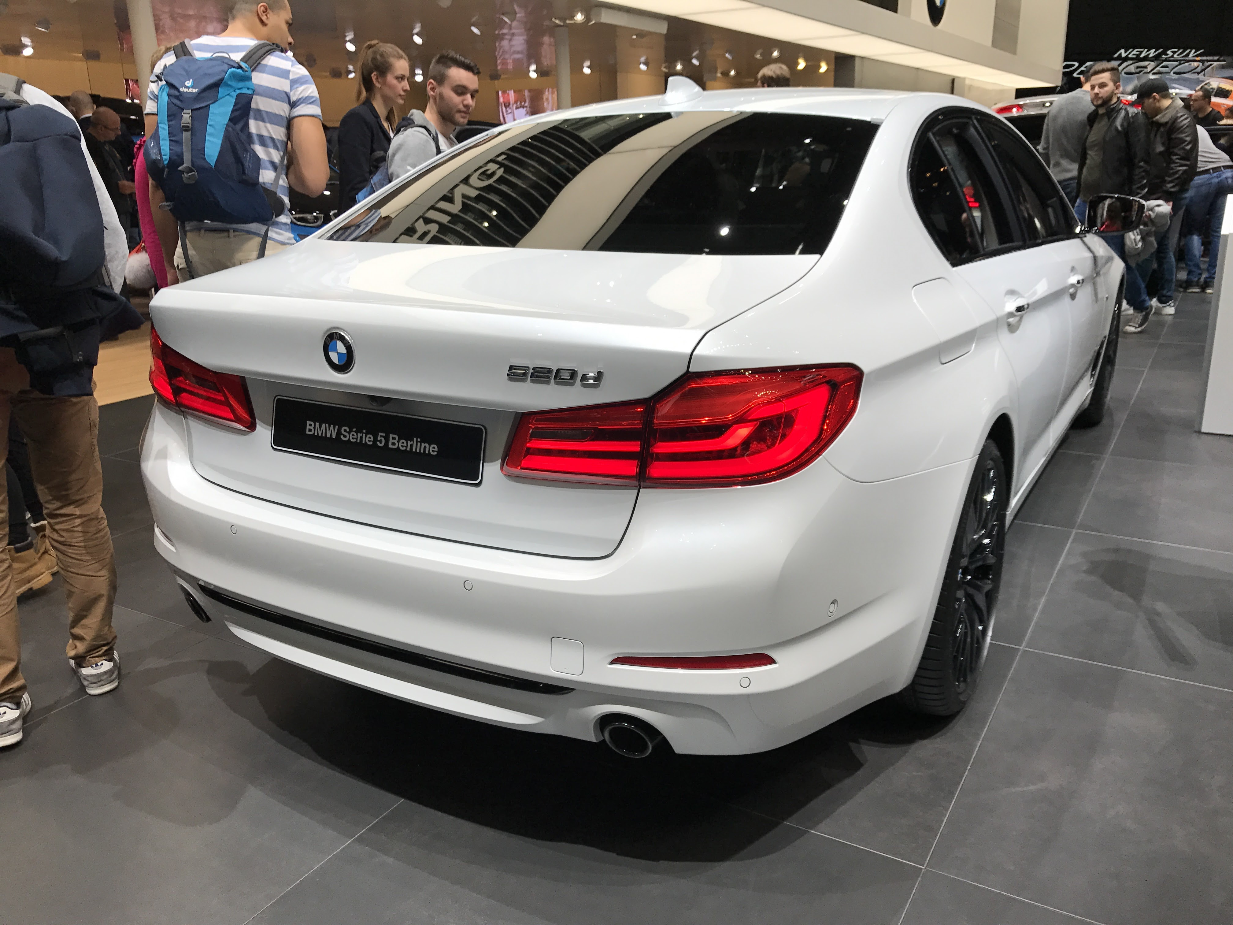 BMW 5 Series iPerformance (G30) sedan 2018