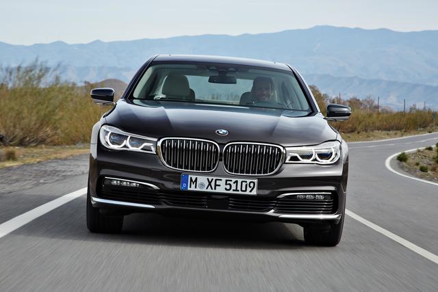 BMW 7 Series iPerformance (G11) hd specifications