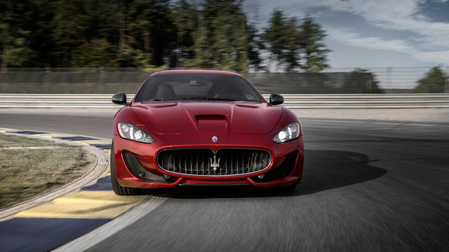 Maserati GranTurismo MC hd specifications