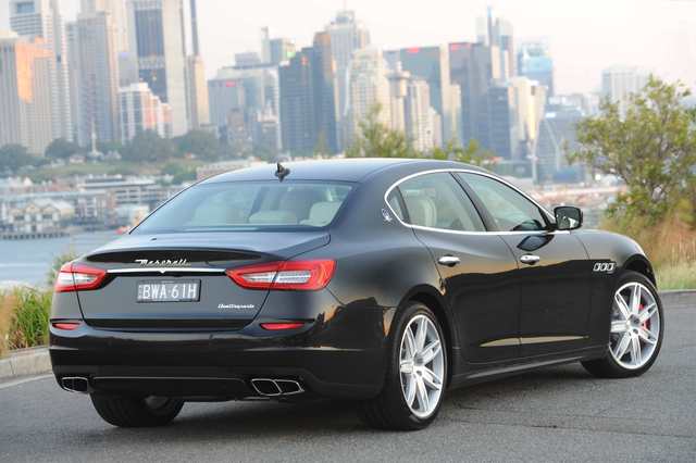 Maserati Quattroporte auto show