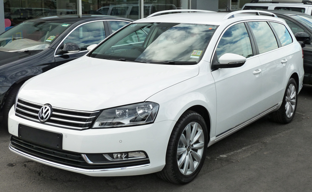 Brilliance BS4 Wagon exterior 2010