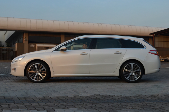 Brilliance BS4 Wagon 4k restyling