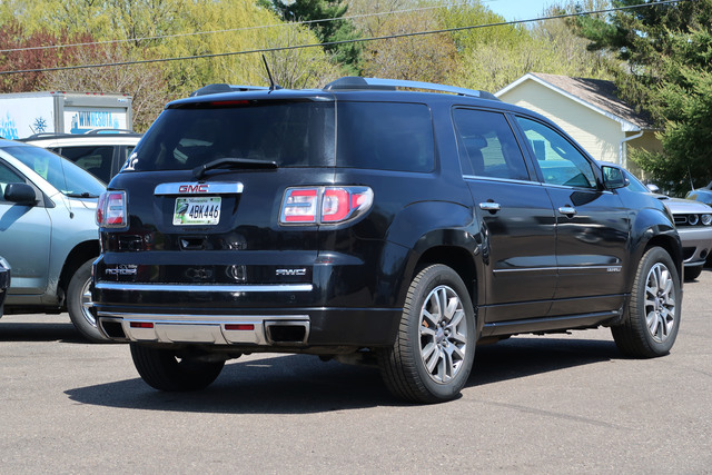 GMC Acadia 4k big GMC Acadia interior big