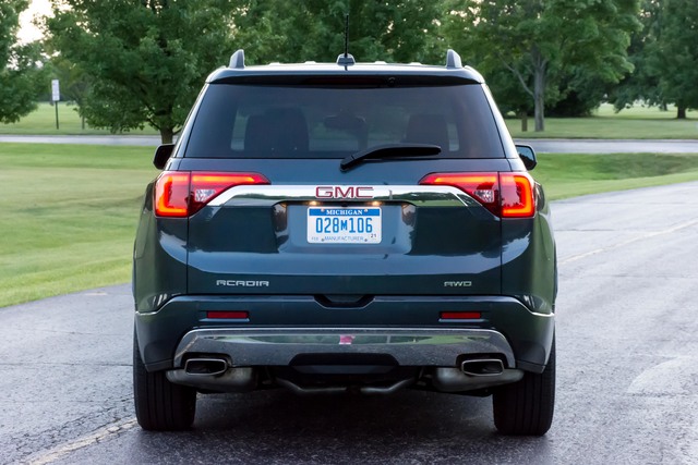 GMC Acadia best 2019 GMC Acadia exterior model