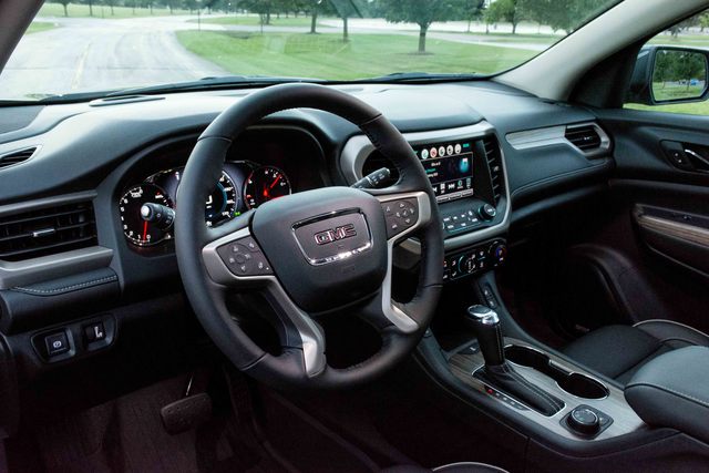 GMC Acadia exterior model GMC Acadia accessories specifications