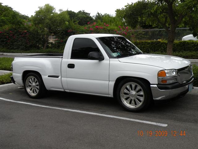 GMC Sierra Regular Cab pickup Photos, and Specs. Find GMC Sierra ...