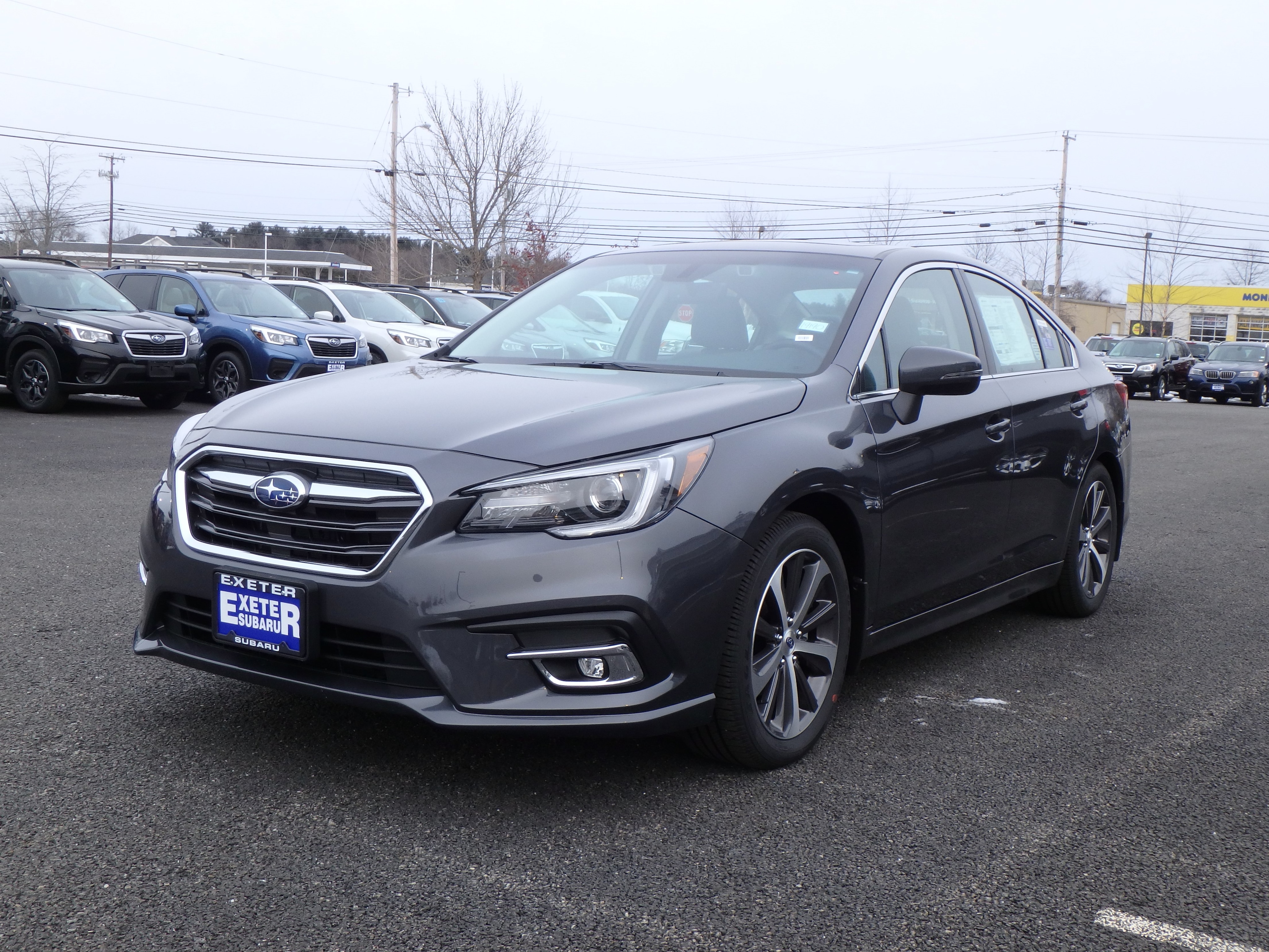 Subaru Legacy reviews photo