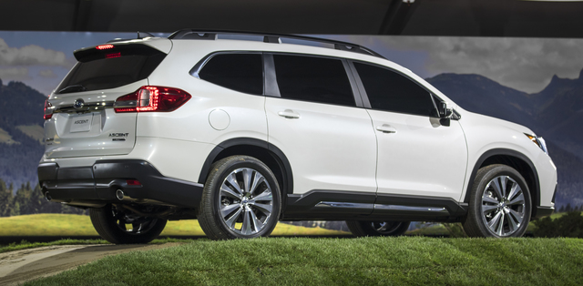 Subaru Ascent interior 2017
