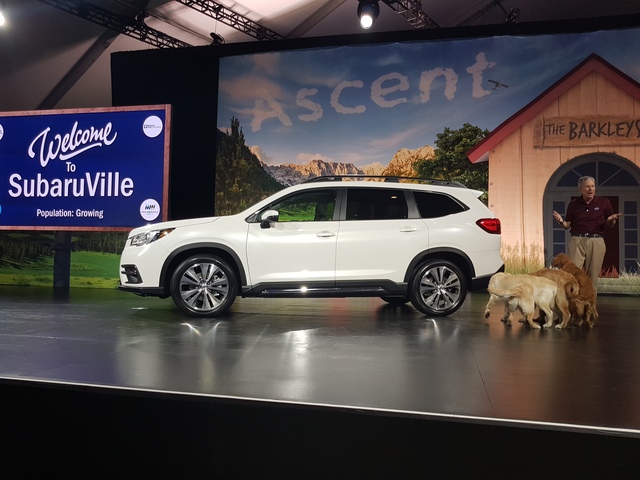 Subaru Ascent suv big