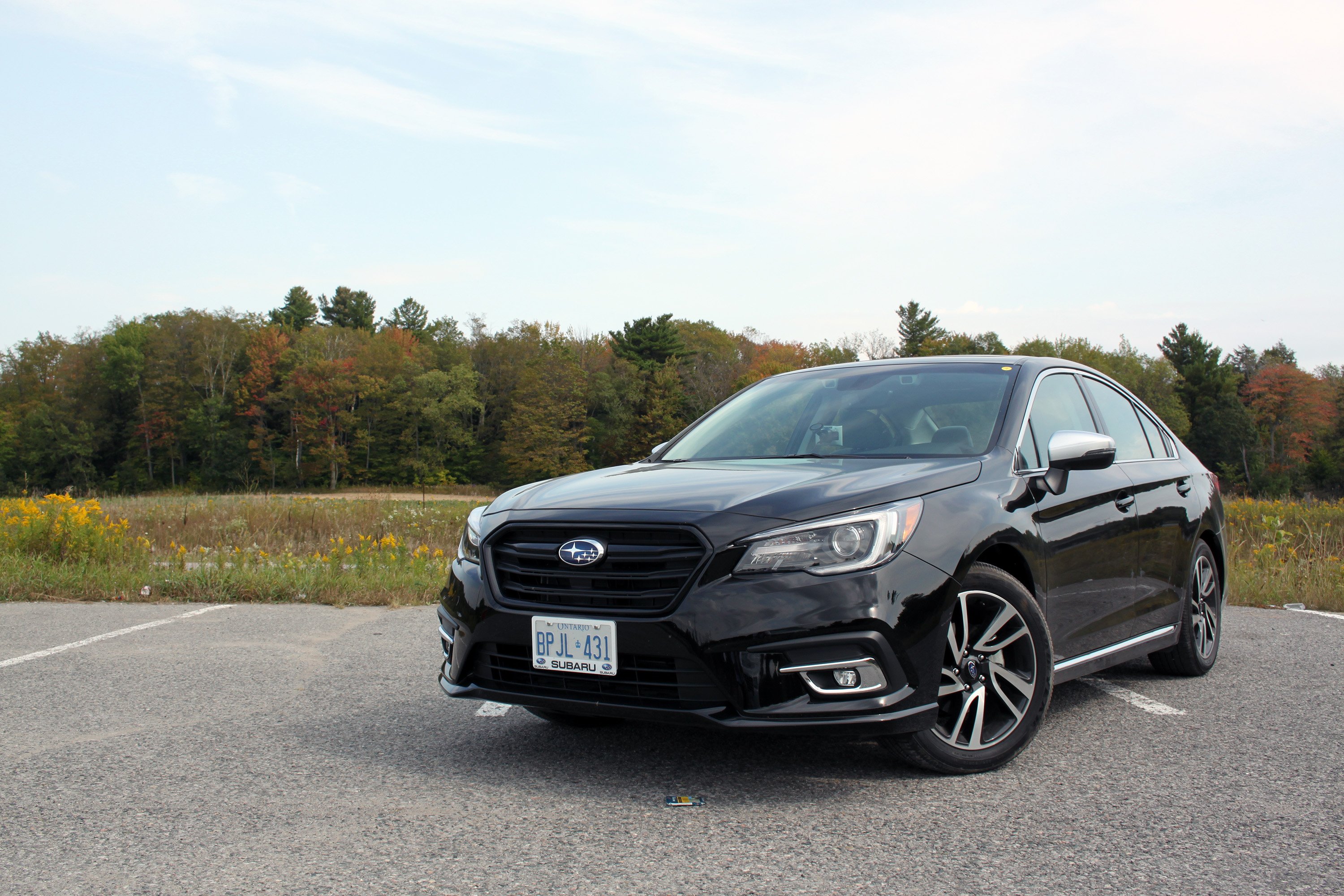 Subaru Legacy reviews photo