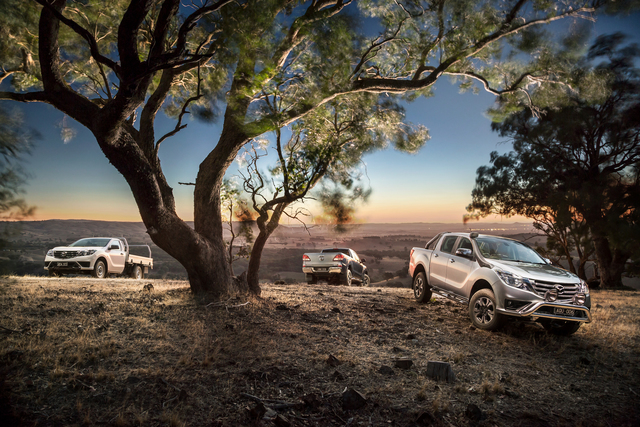 Mazda BT-50 4k restyling Mazda BT-50 reviews specifications