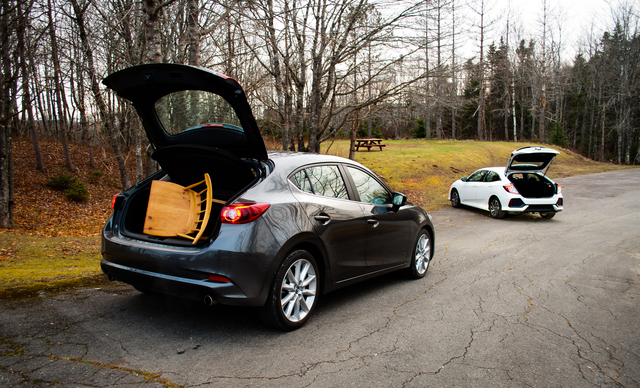 Mazda 3 Sedan hd 2016