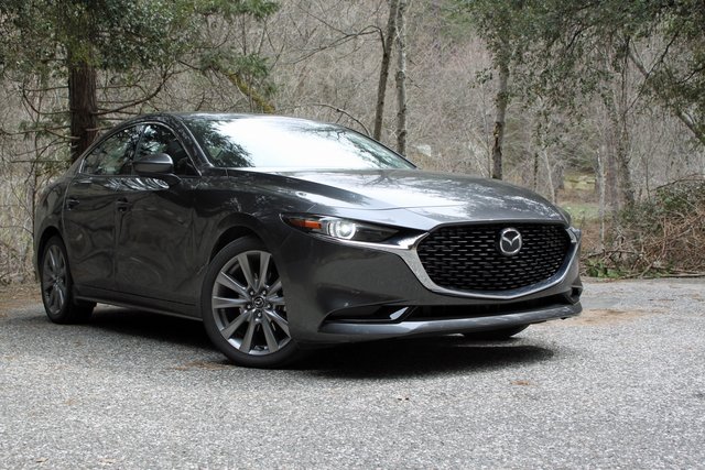 Mazda 3 Sedan 4k 2019