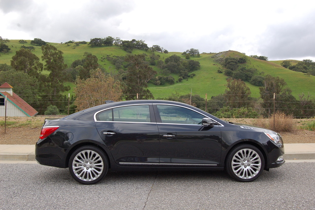 Buick LaCrosse 4k model
