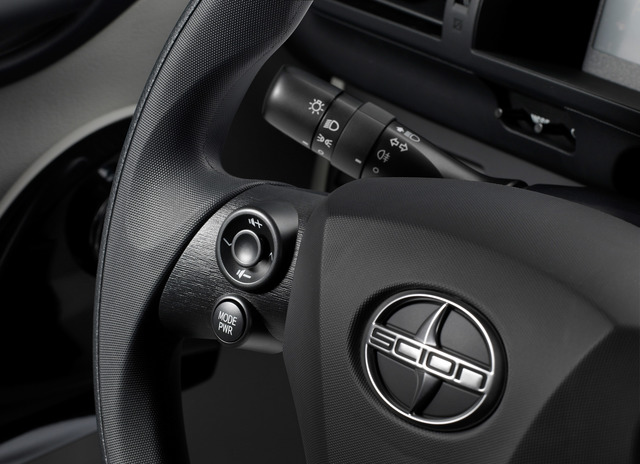 Buick Cascada exterior big