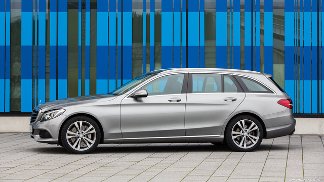 Mercedes C-Class Estate (S205) interior specifications