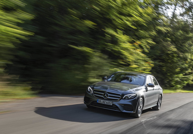 Mercedes E-Class Plug-in Hybrid (W213) mod specifications