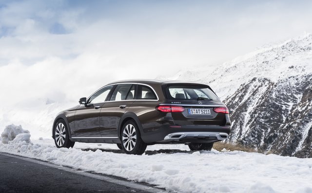 Mercedes E-Class T-Modell (S213) exterior big Mercedes E-Class T-Modell (S213) reviews restyling