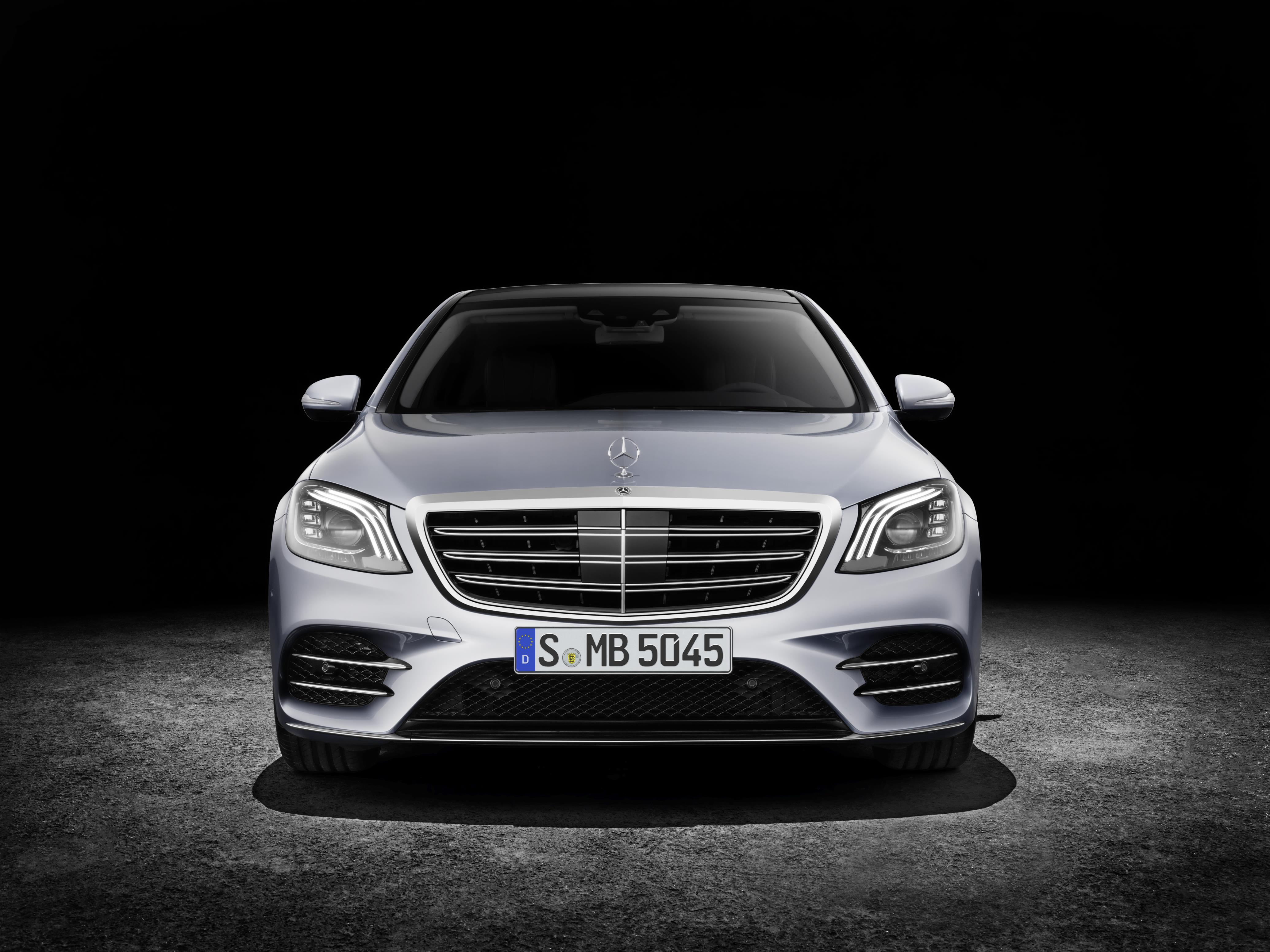 Mercedes S-Class Hybrid (W222) accessories specifications