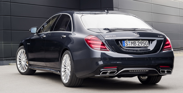 Mercedes S-Class Hybrid (W222) modern model