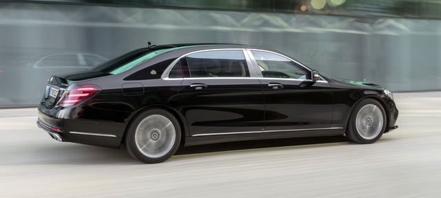 Mercedes S-Class Hybrid (W222) 4k model