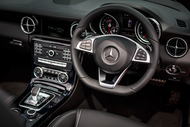 Mercedes SLC-Class (R173) exterior photo Mercedes SLC-Class (R173) hd restyling