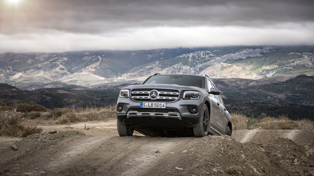 Mercedes GLB-Class (X247) accessories big Mercedes GLB-Class (X247) suv photo