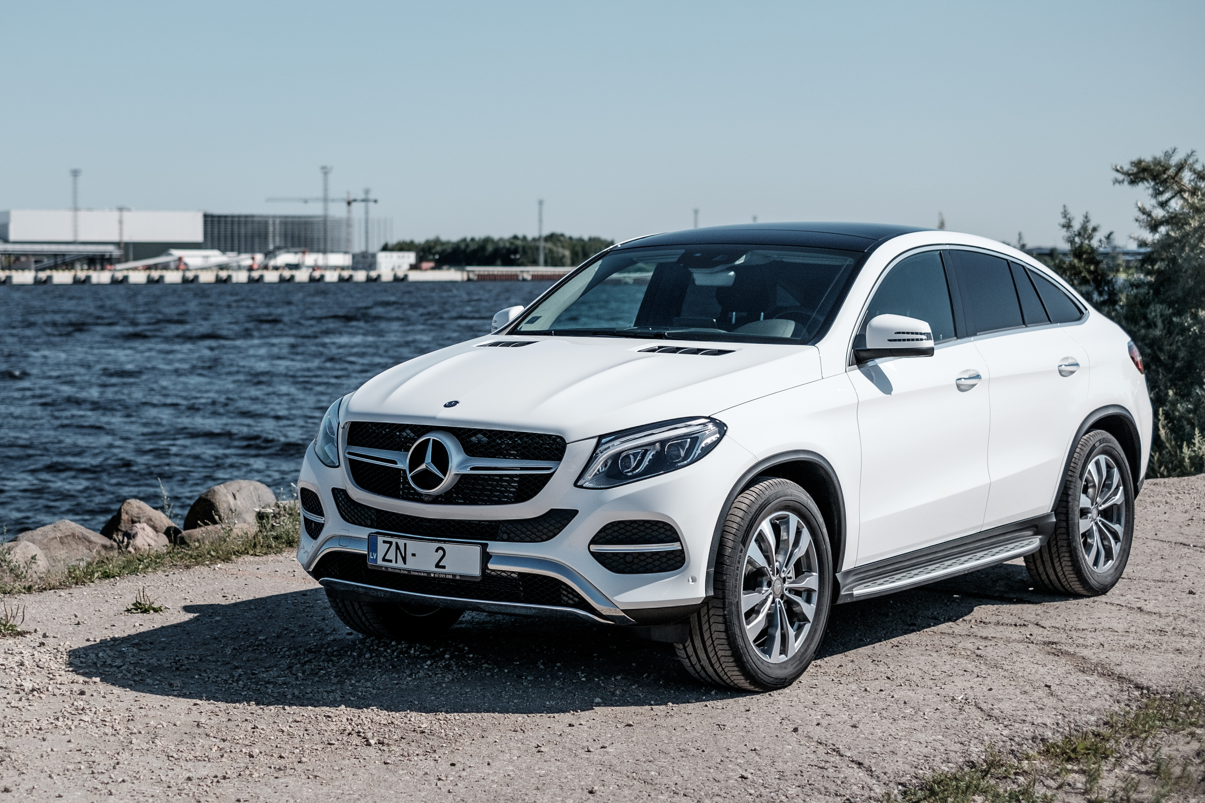 Mercedes GLC-Class Coupe (C253) exterior restyling