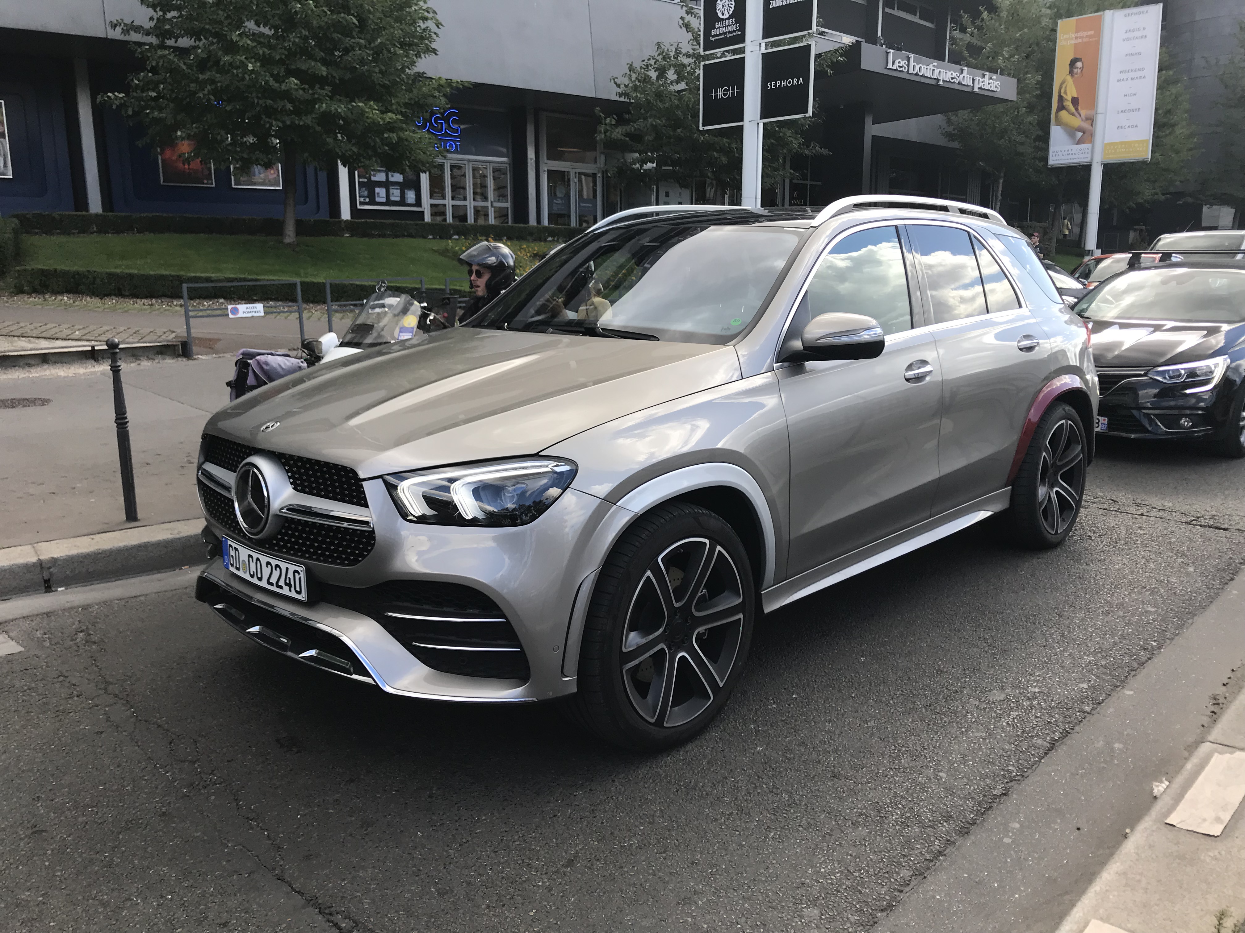 Mercedes GLE-Class SUV (W167) suv model