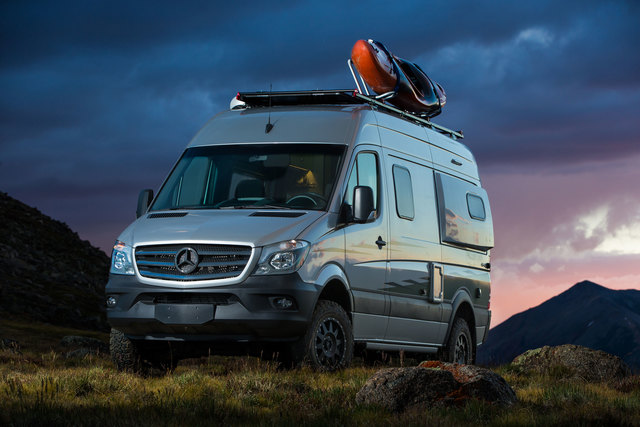 Mercedes Sprinter Tourer (W907) 4k big Mercedes Sprinter Tourer (W907) 4k photo