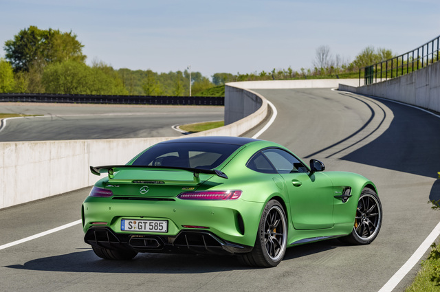 Mercedes AMG GT (С190) reviews 2018