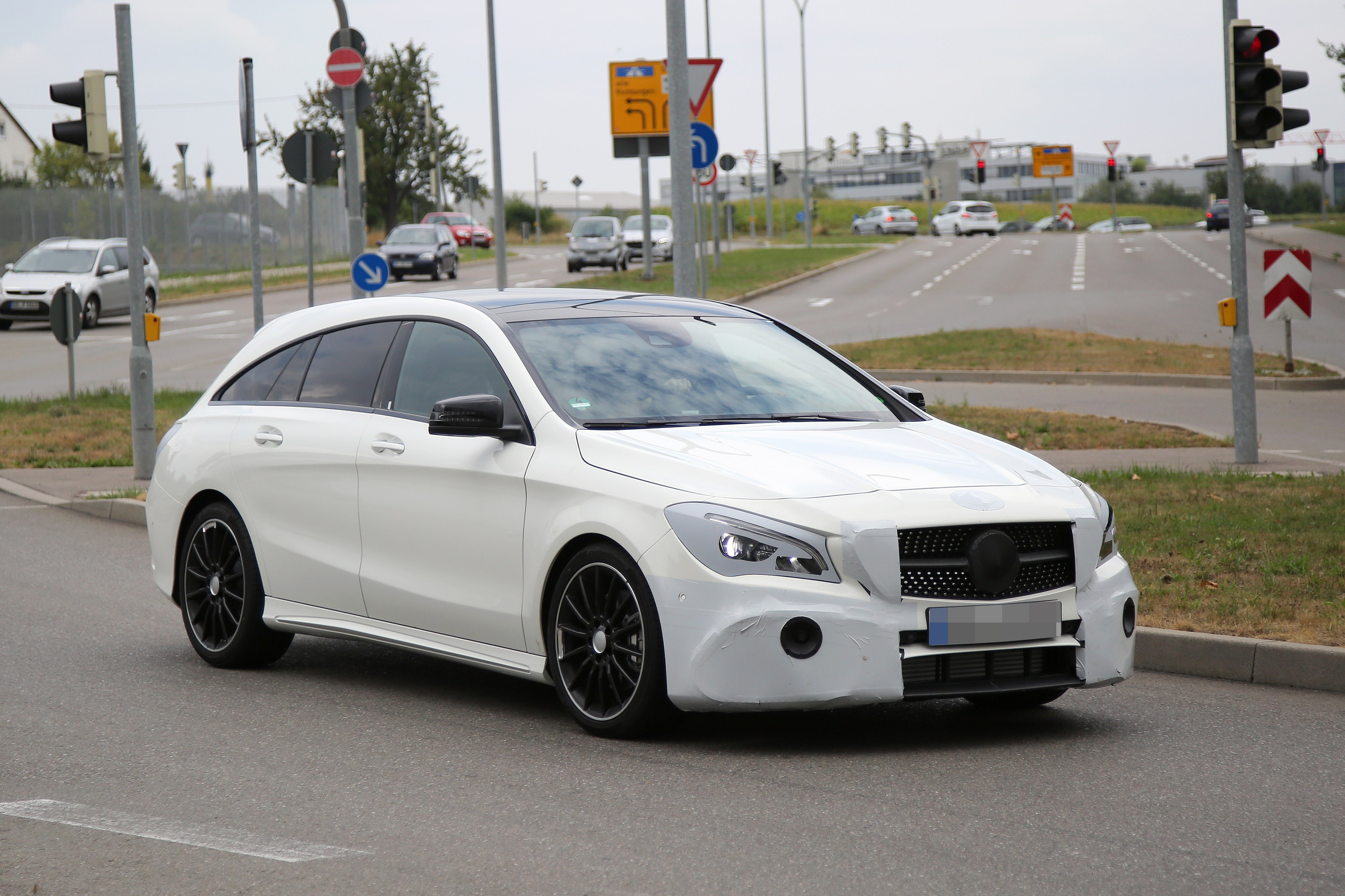 Mercedes CLA Shooting Brake (X117) accessories restyling