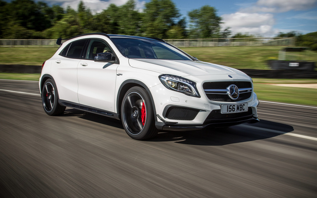 Mercedes GLA-Class (X156) 4k big