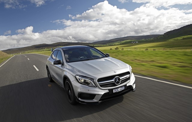 Mercedes GLA-Class (X156) reviews photo