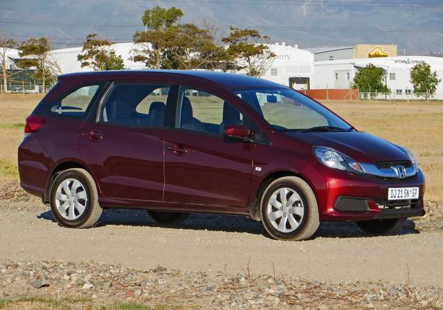 Suzuki Ertiga minivan specifications Suzuki Ertiga mod restyling